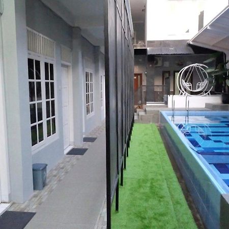 Tamadara Guesthouse Jogja Maguwo Exteriör bild