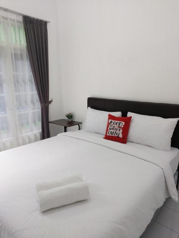 Tamadara Guesthouse Jogja Maguwo Exteriör bild